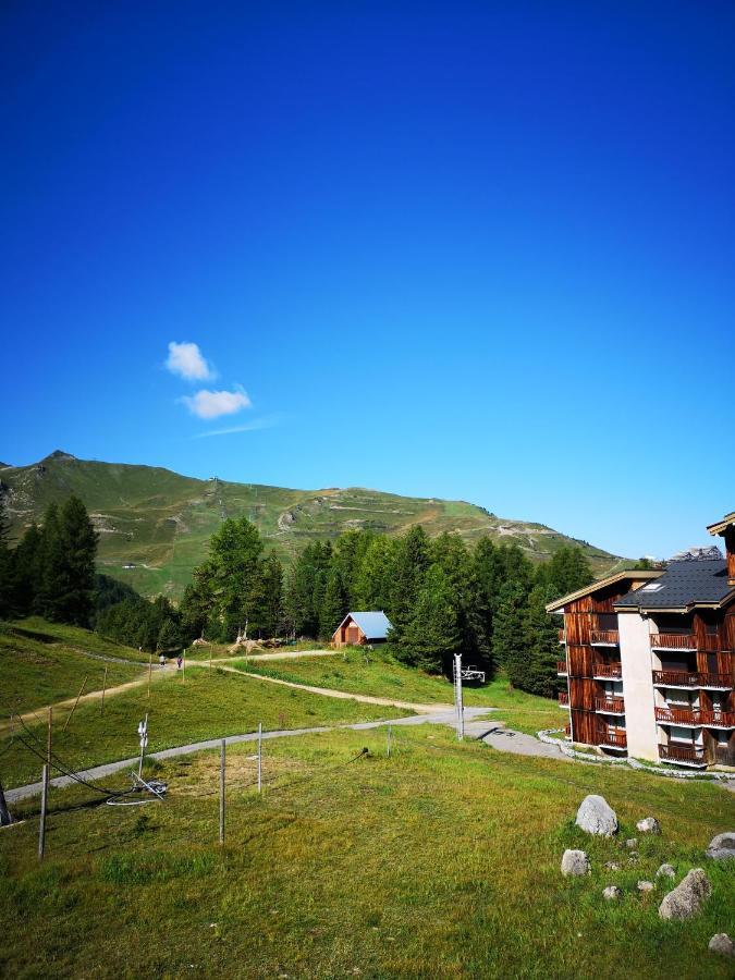 Studio 1 pièce PLAGNE VILLAGE 4 personnes 2050 M PIED DES PISTES La Plagne Extérieur photo